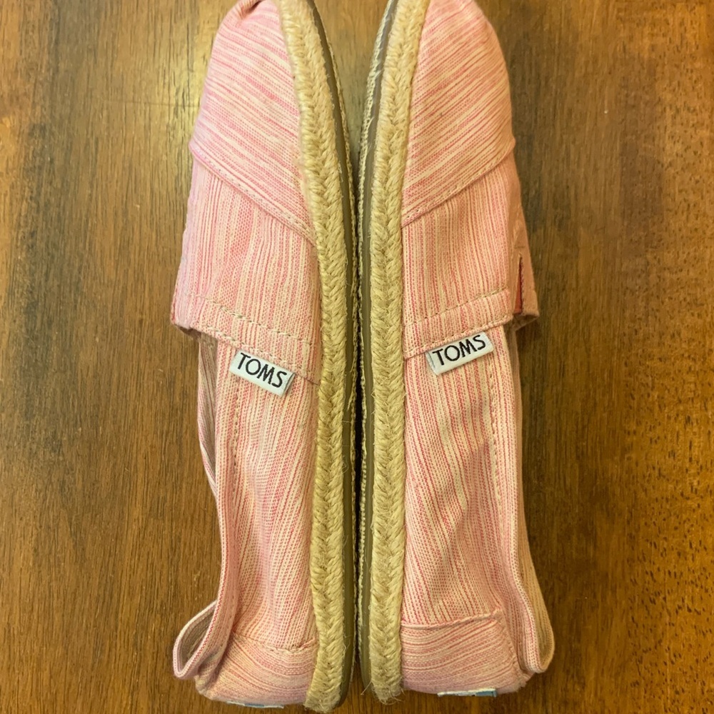 Toms women’s 6.5 pink white stripe slip ons flat canvas Espadrilles - Picture 6 of 9